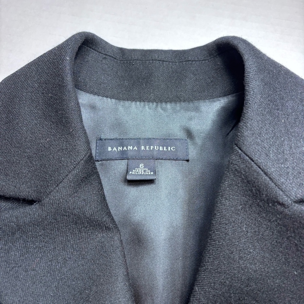 Banana Republic Black Wool Blazer Women’s 6 Classic Minimalist Jacket LIKE NEW - Picture 3 of 11